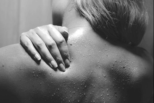 featured-01-shoulder